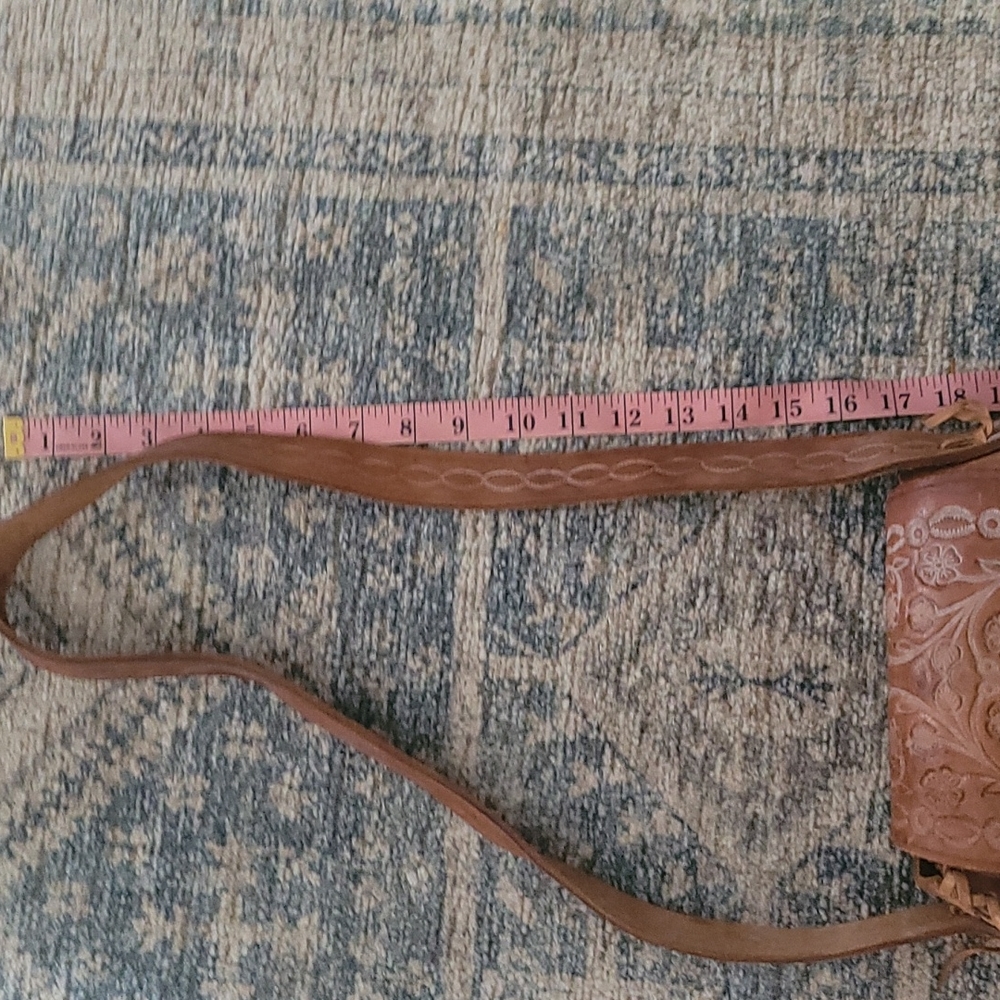 Hand Tooled Vintage Leather Bag - Picture 15 of 16
